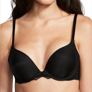Victoria's Secret Dream Angels Push Up Bra in Black w/ Lace